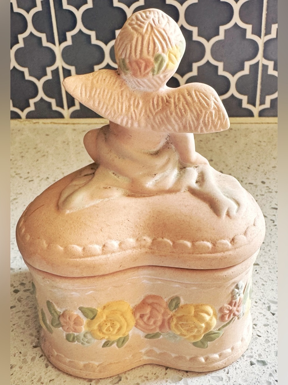 Vintage Pink Ceramic Cherub Heart Trinket Jewelry Box Floral - Picture 4 of 7
